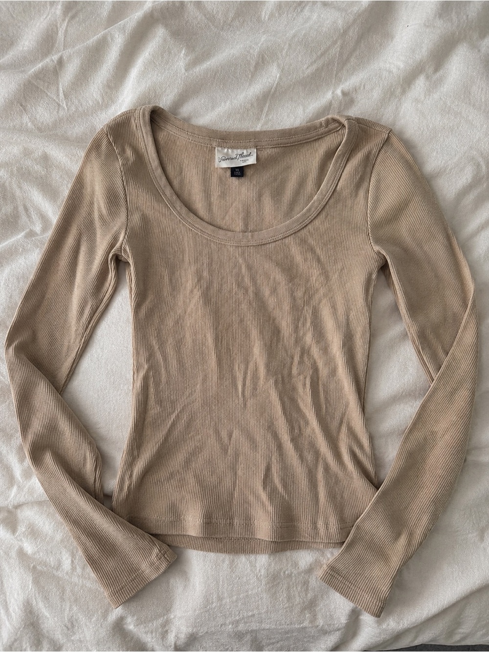 🌼 3/$15 Universal Thread Scoop Neck Long Sleeve Top Beige